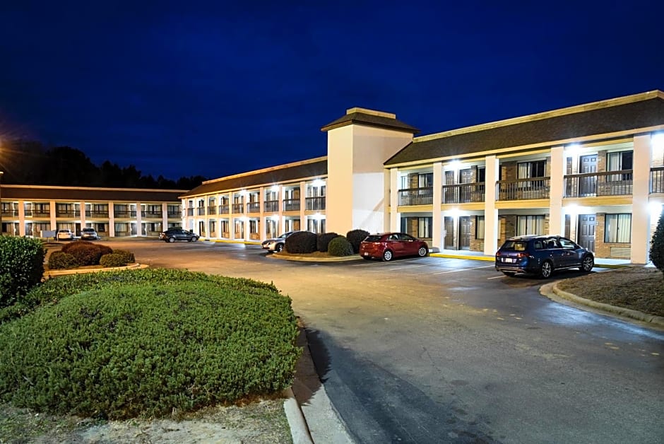 SureStay Plus Hotel by Best Western Fayetteville