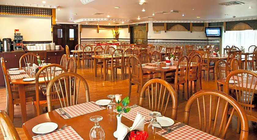 Landmark Plaza Hotel