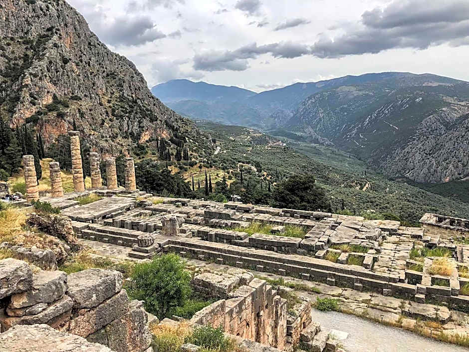 PIOTROWSKI APARTMENTS