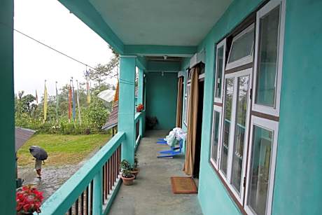 Vamoose Borong Polok Village Homestay