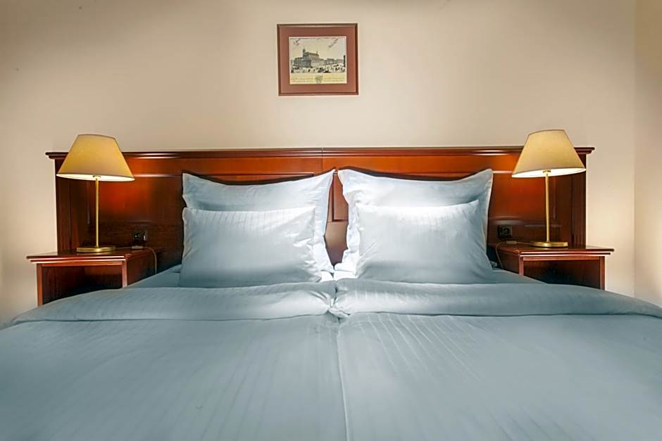 Hotel Lunik