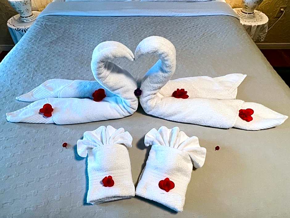 Lee's Ocean Peek B & B