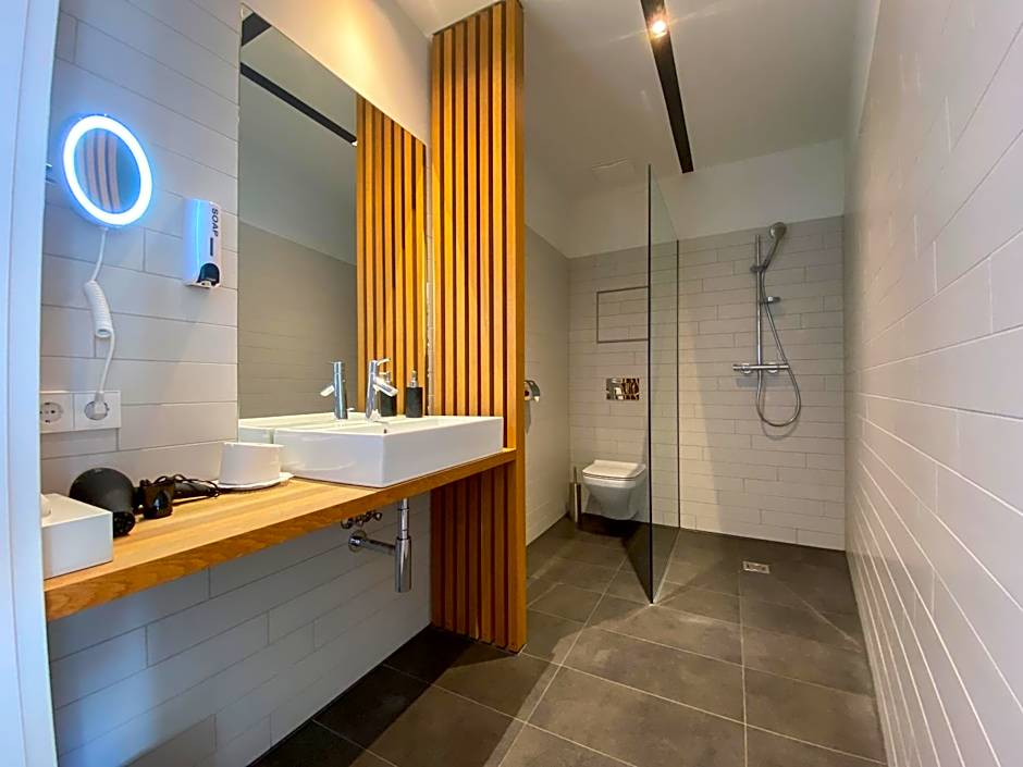 Blackhome Graz I contactless check-in