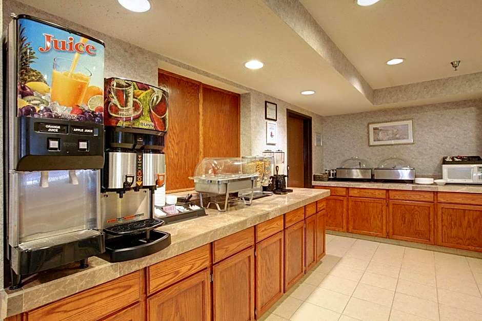 Americas Best Value Inn and Suites Saint Charles