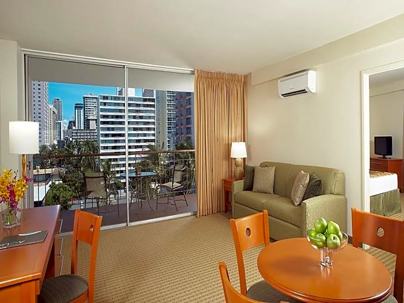 Pearl Hotel Waikiki