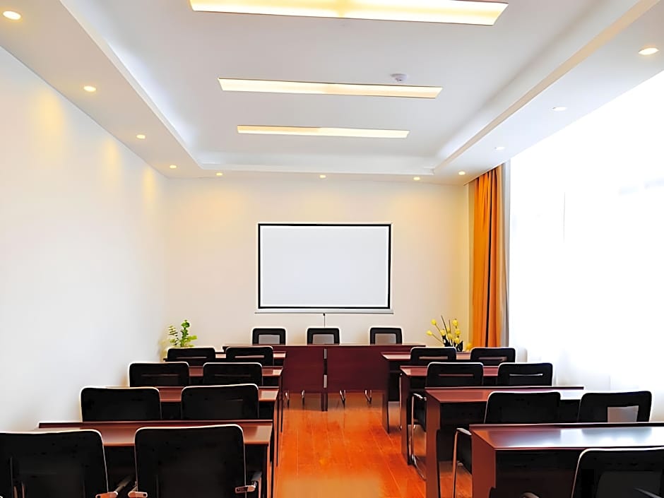 GreenTree Inn Qingdao Jiaozhou Bus Terminal Station Haier Avenue Express Hotel