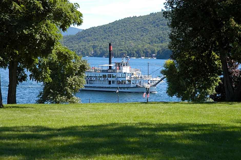 Fort William Henry Hotel