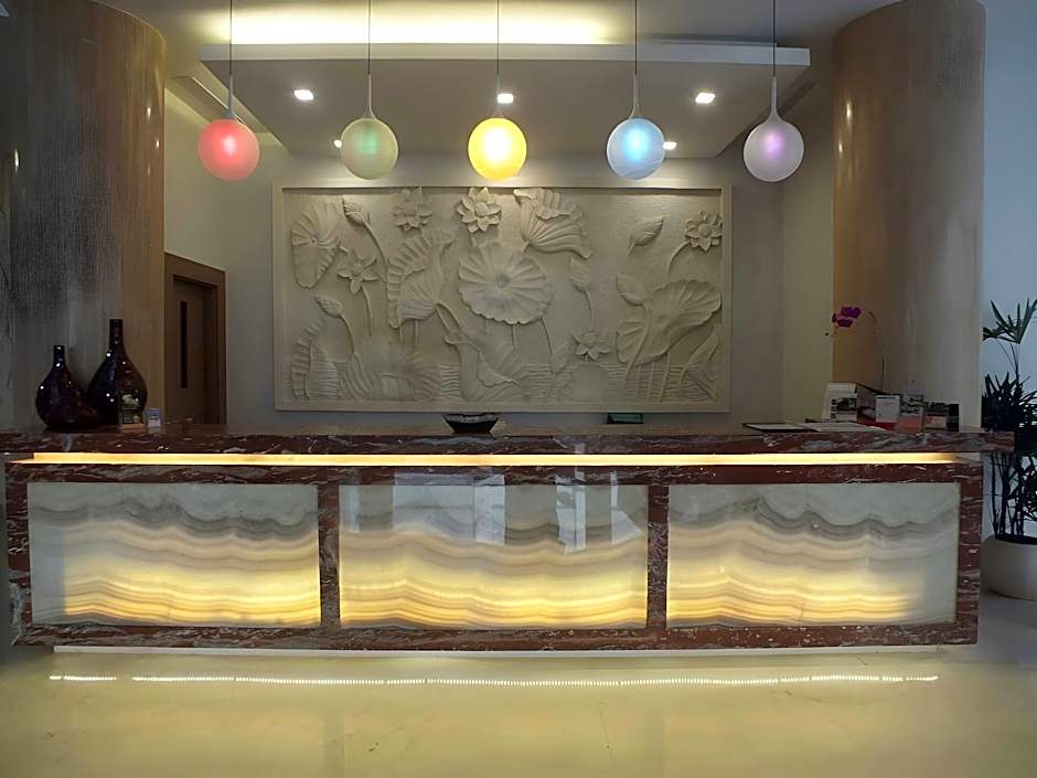 Cavinton Hotel Yogyakarta by Tritama Hospitality