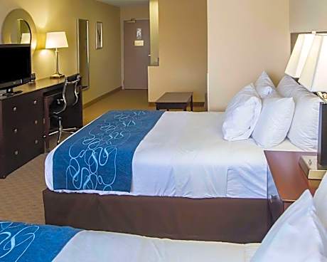 Double Suite with Two Double Beds