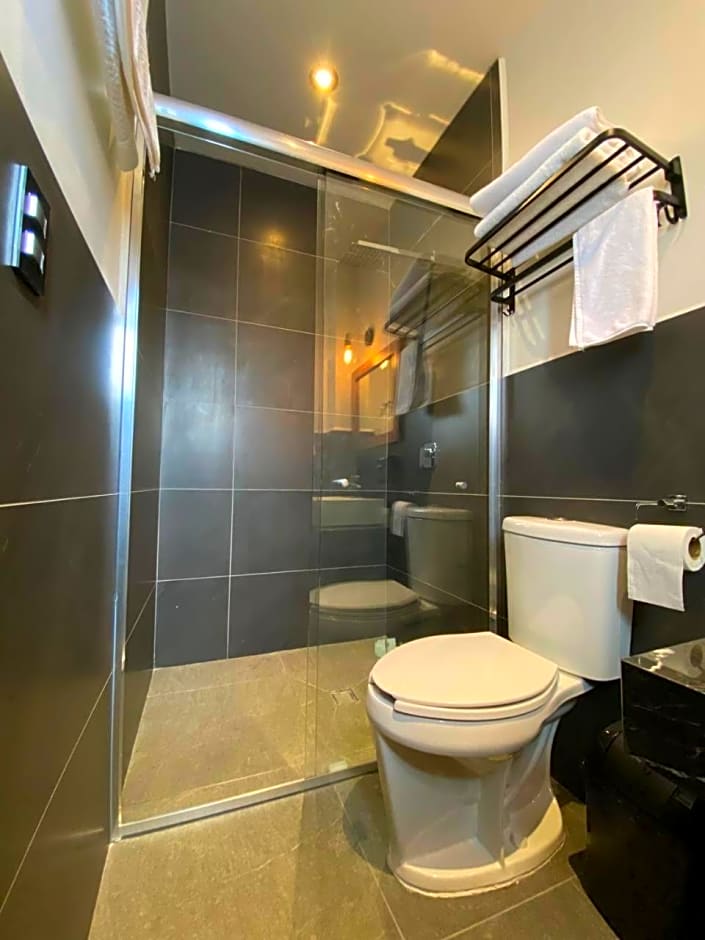 Quieto Hotel Suites