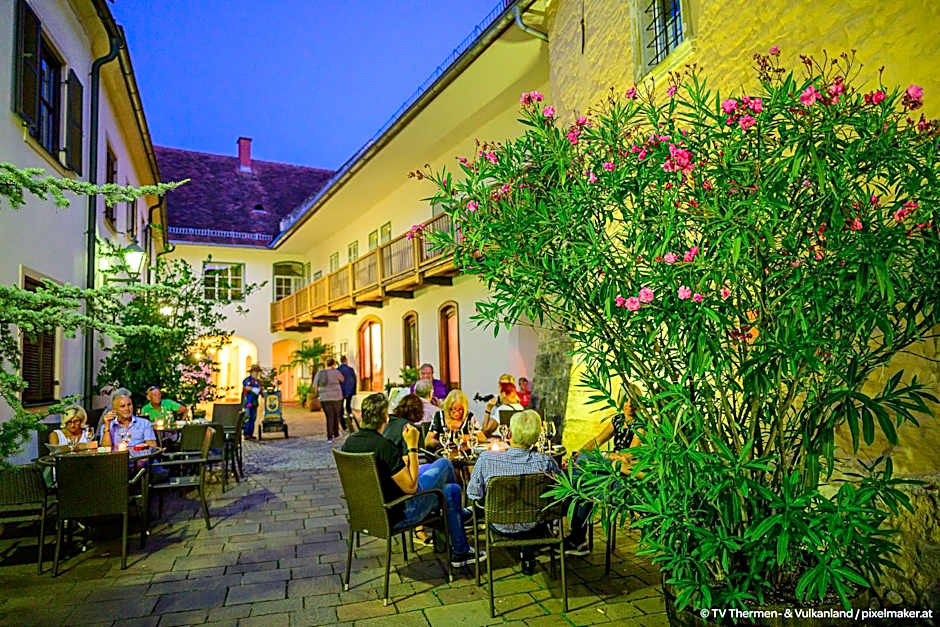 JUFA Hotel Bad Radkersburg - inkl 4h Thermeneintritt in Parktherme