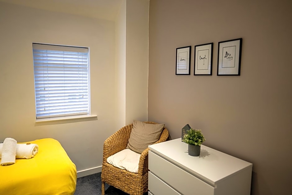 Town Street Apartment