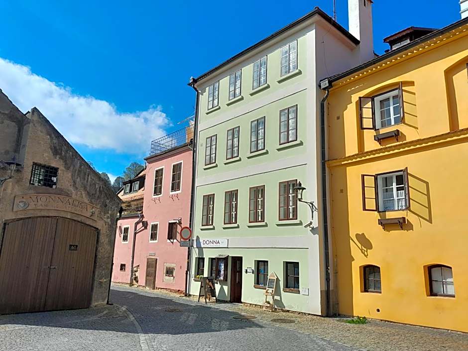 Apartments Kájovská 63