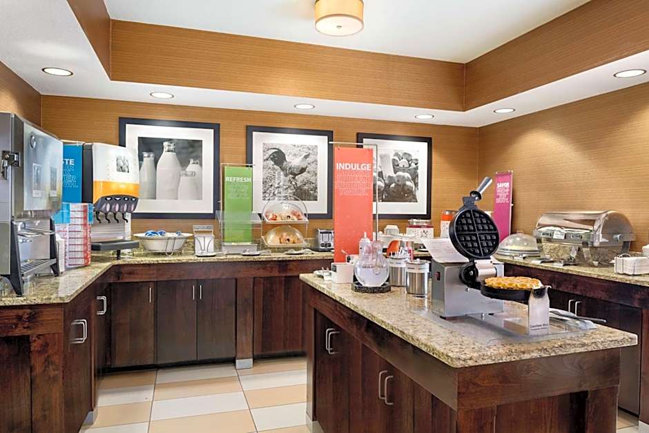 Hampton Inn By Hilton Lawrence