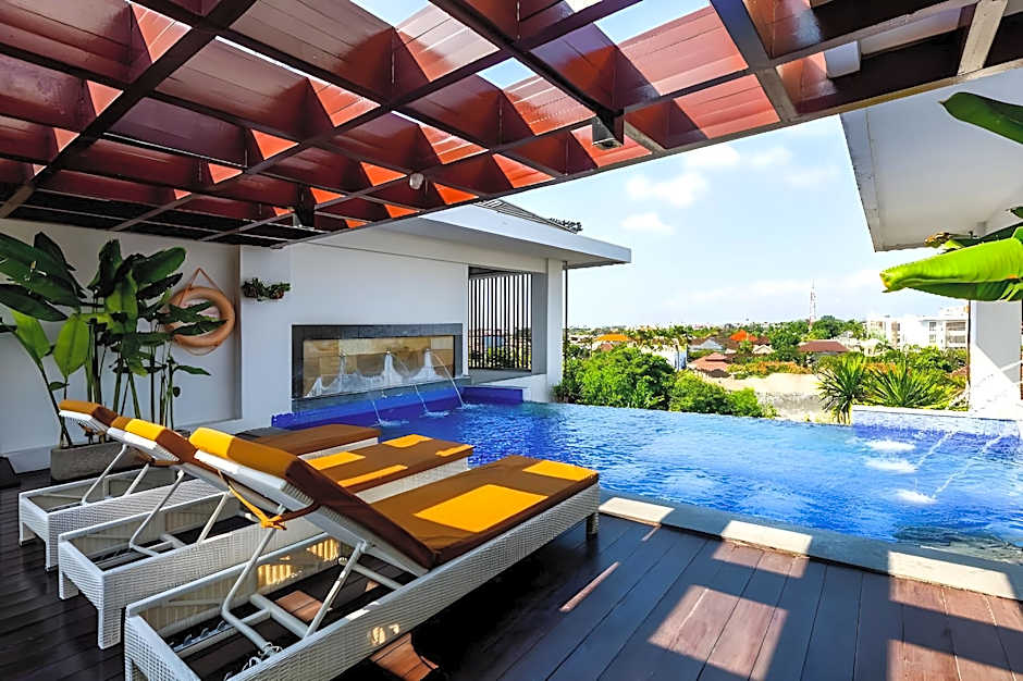 Harris Hotel Seminyak