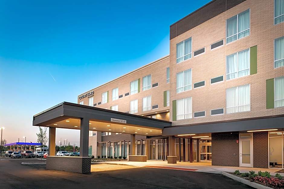 Courtyard by Marriott Indianapolis West-Speedway