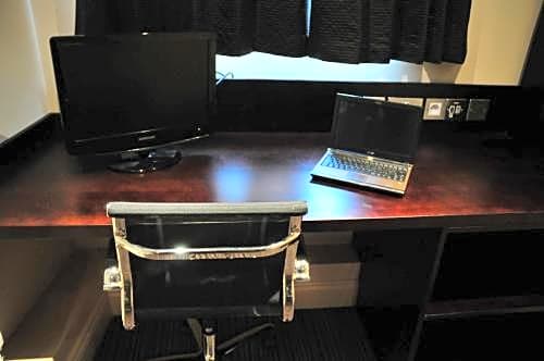 The Inn Boutique Hotel Bar and Restaurant (Pet-friendly)