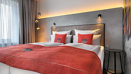 Premium Queen Room