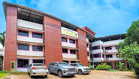 Hotel Campal