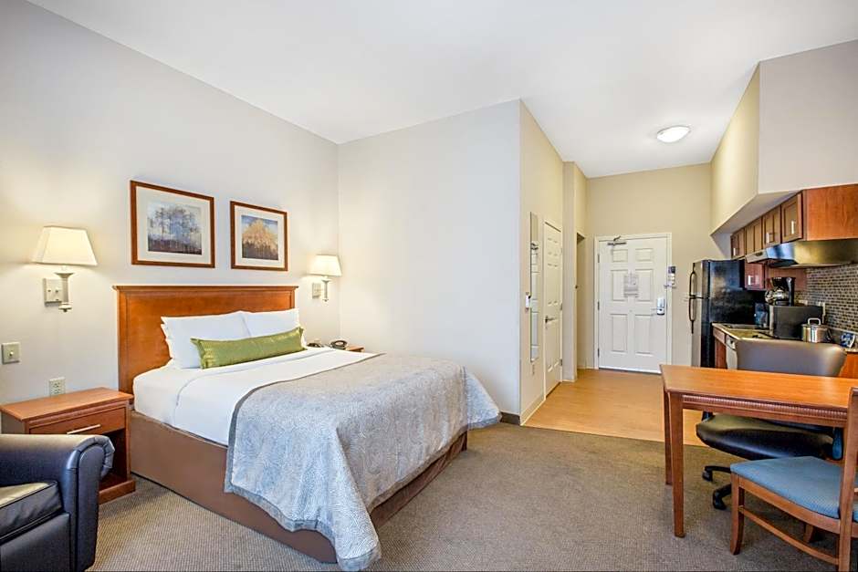 Candlewood Suites Pittsburgh-Cranberry By IHG