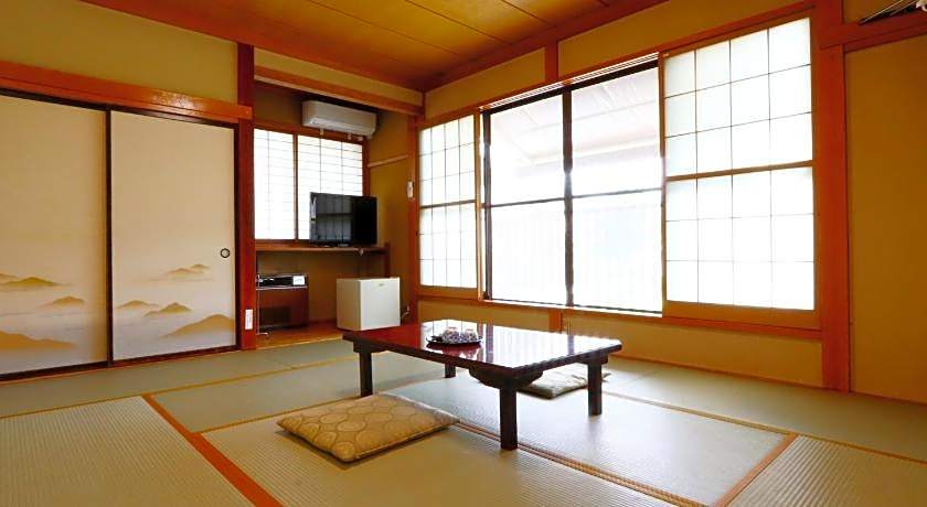 Takanoya Hotel