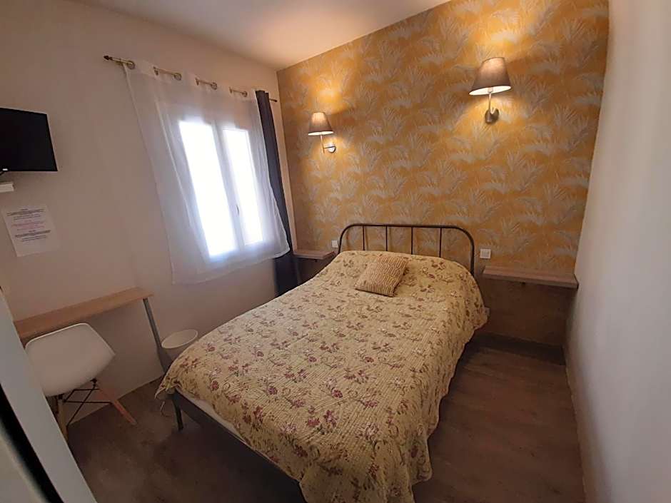 Hôtel Saint-Florent, à 2 pas du Théatre Antique d'Orange