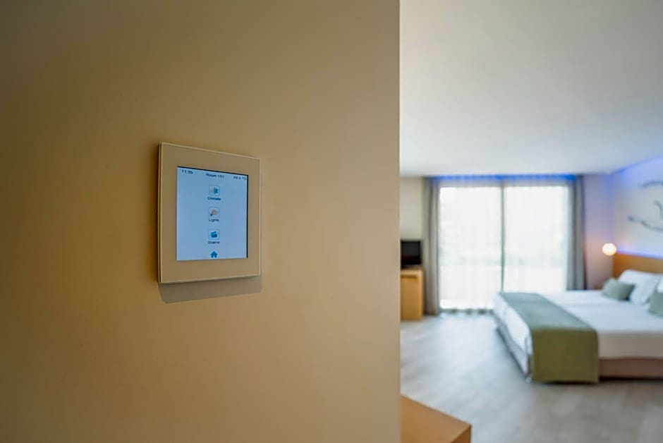 Melbeach Hotel & Spa - Adults Only