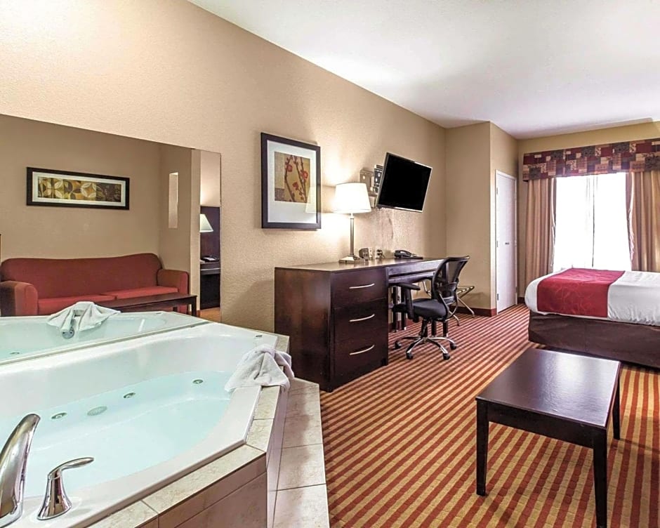 Comfort Suites Waycross