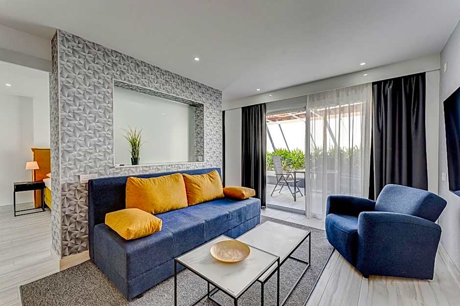 BAL Apartments Adults Only