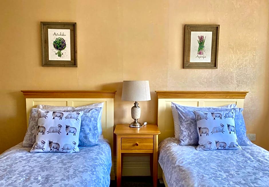 Bailey's Court, Guest Accommodation