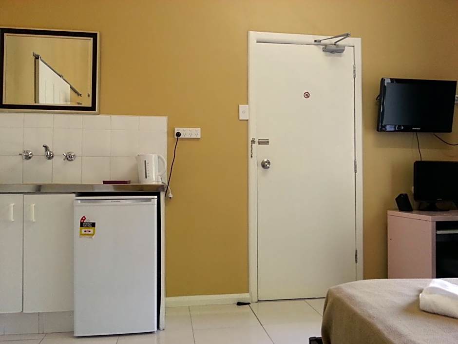 Central Private Hotel