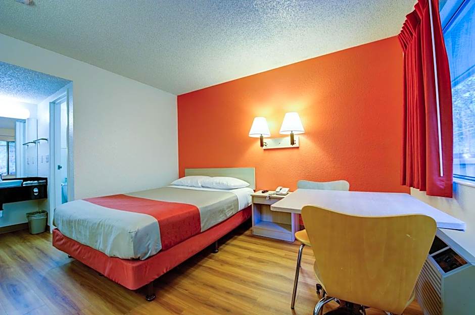 Motel 6-Seattle, WA - Airport