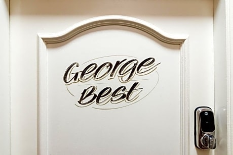 Triple Room with Ensuite Bathroom