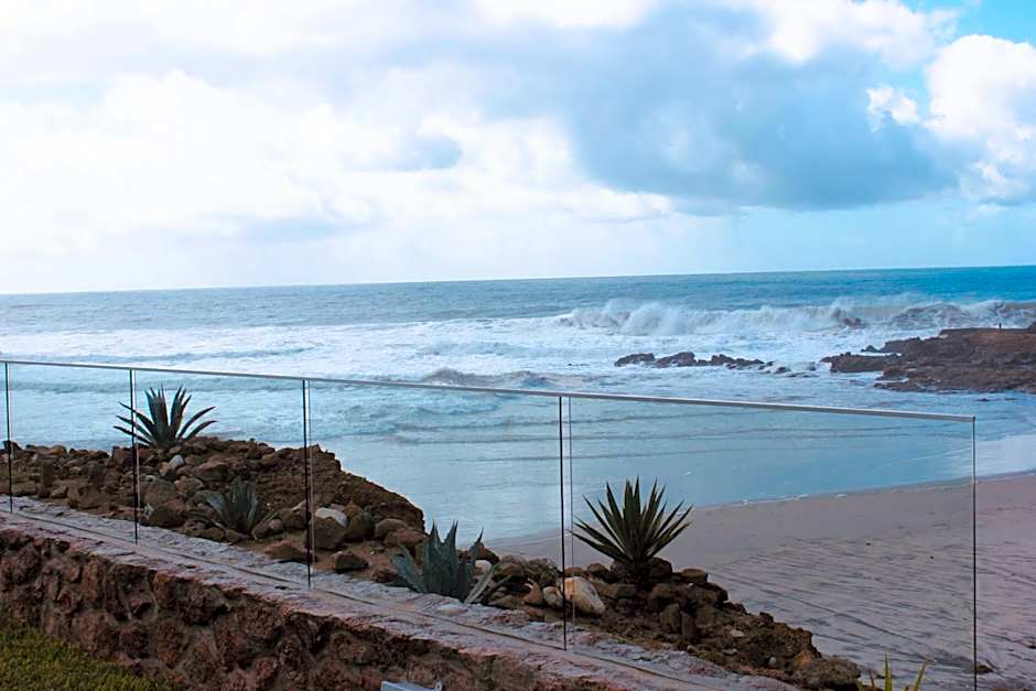 La Jolla Excellence, Exclusive Front Beach!