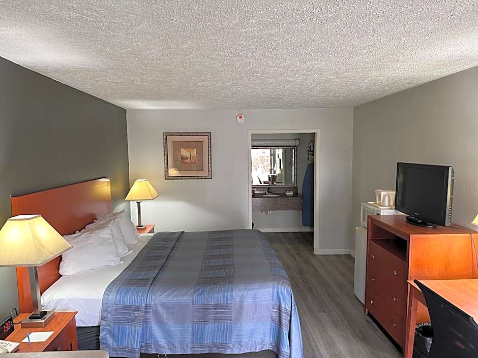 Wilkes-Barre Inn & Suites