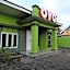 OYO 752 Abz Guest House Syariah