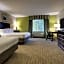 Holiday Inn Express Hotel & Suites Middleboro Raynham