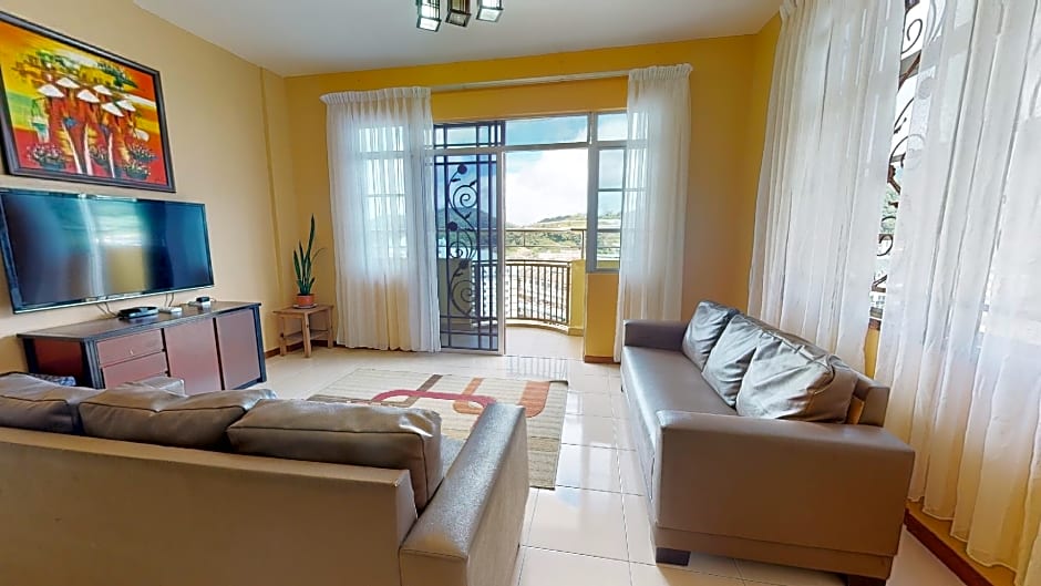 Misty Highlands Apartment @ Crown Imperial Court