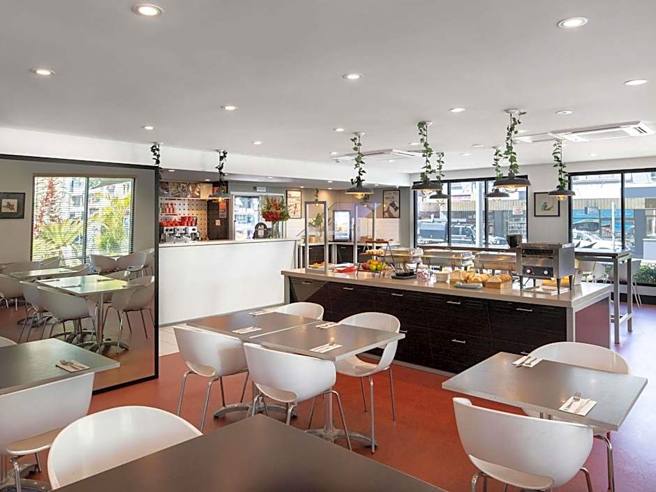 ibis Newcastle