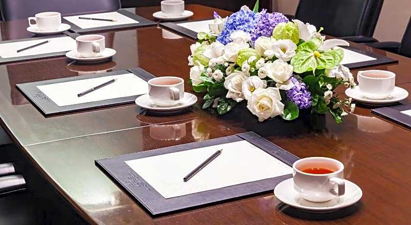 Pacific Business Hotel