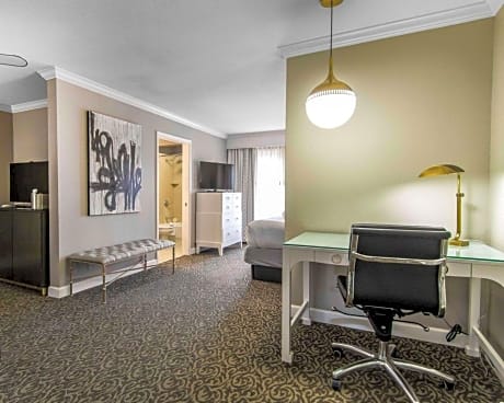 The Burgundy Hotel, Tapestry Collection by Hilton