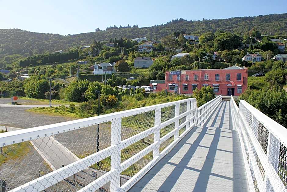 Harbourview Stadium Hotel