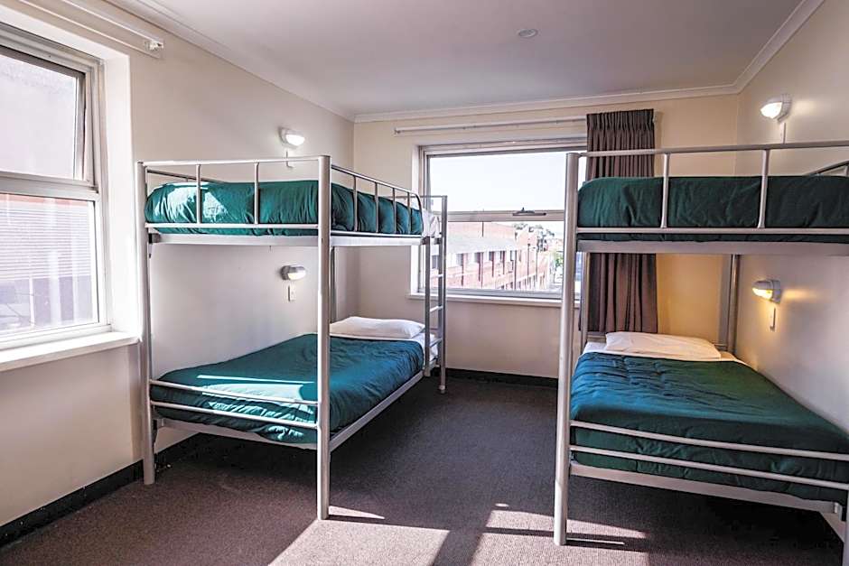 YHA Adelaide Central