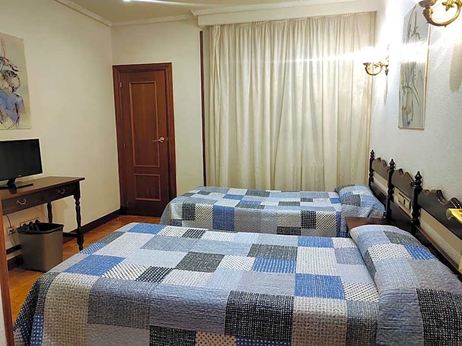 Hotel Residencia Castellano I