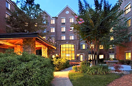 Staybridge Suites Tysons - McLean By IHG