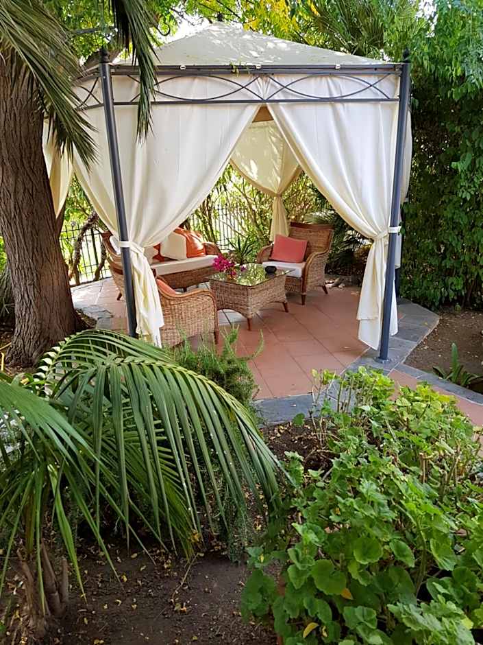 Villa Mariella Pittorino - camere in B&B