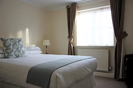 Double Room - Pet Friendly