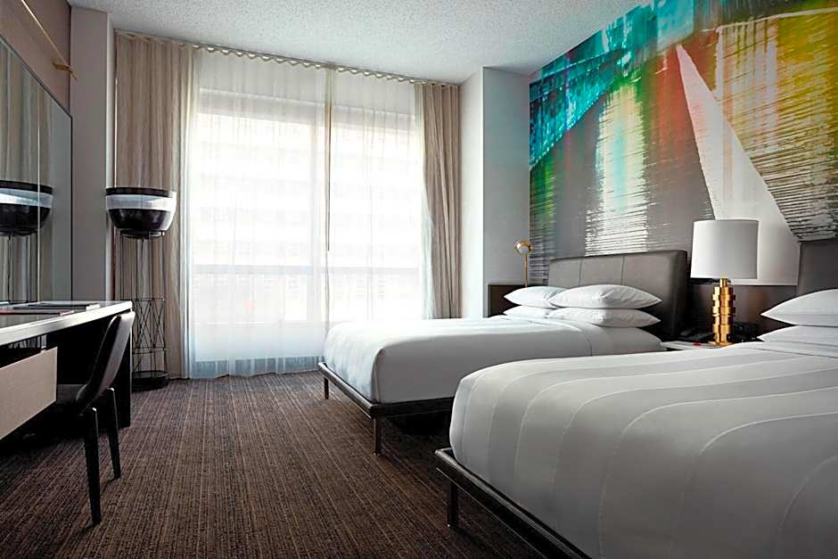 New York Marriott At The Brooklyn Bridge