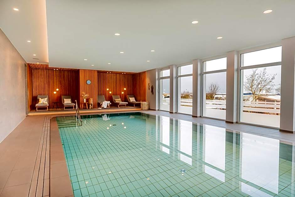 Photo 1 of 46 of Hotel Strandhus