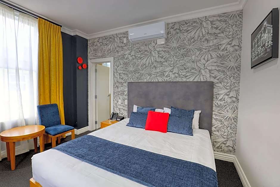 Ramada by Wyndham Hamilton City Center